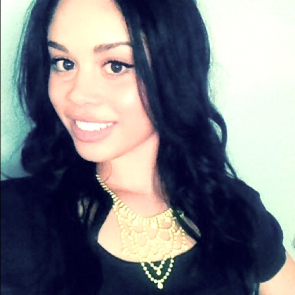 Meet your Posher, Aarika